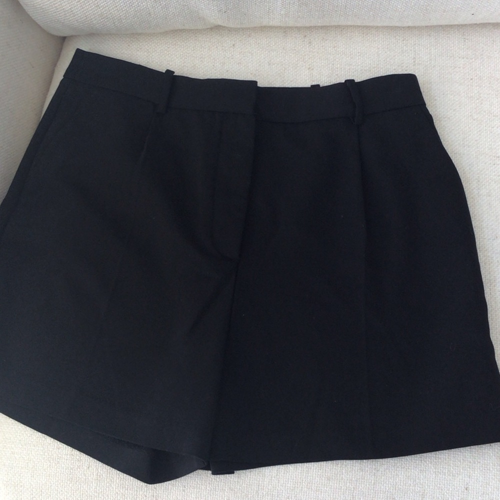 Zara Elegant Black Women's Shorts